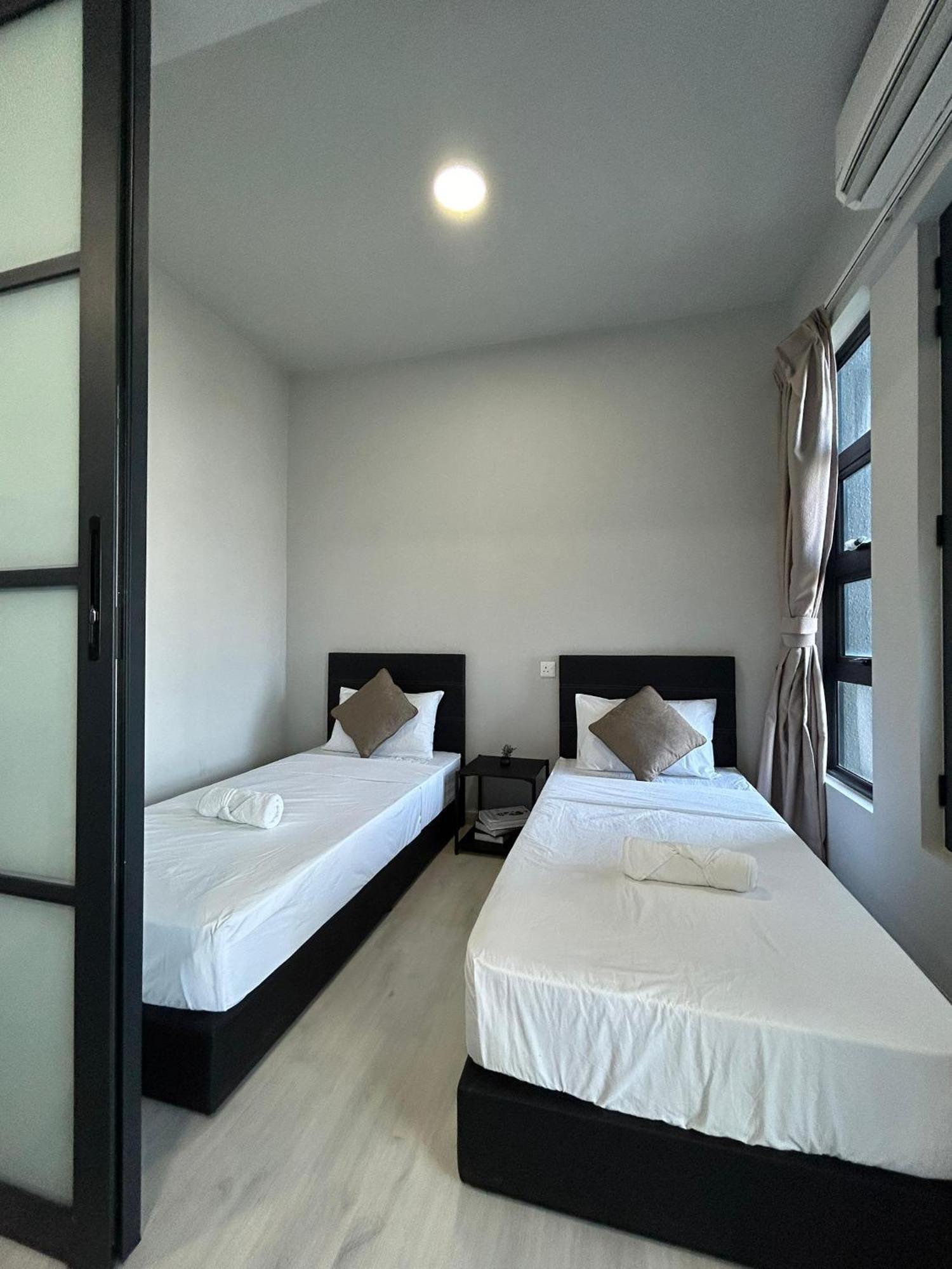 코타키나발루 Jesselton Quay Sea & Pool View For 6 Pax 아파트 외부 사진